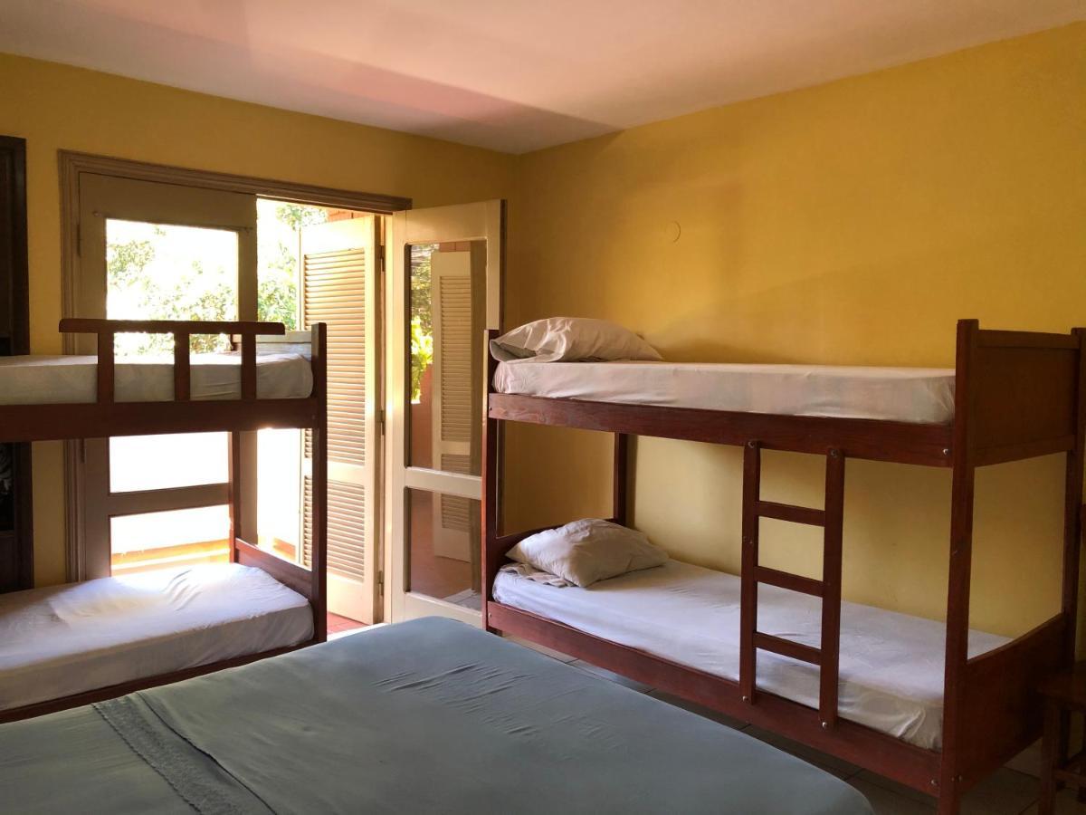 La Casa De Pedro Hostel Encarnacion Ngoại thất bức ảnh