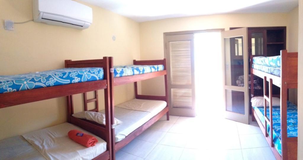 La Casa De Pedro Hostel Encarnacion Ngoại thất bức ảnh