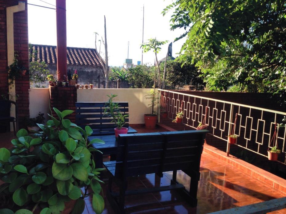 La Casa De Pedro Hostel Encarnacion Ngoại thất bức ảnh